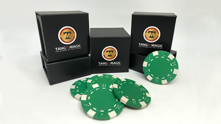 Expanded Shell Poker Chip Green (plus 4 Regular Chips) - Tango magic (PK001)