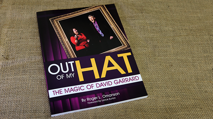Out Of My Hat (Softbound) - David Garrard - Libro de Magia