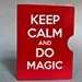 Keep Calm & Do Magic Protector de Cartas Bicycle (Rojo) - Bazar de Magia