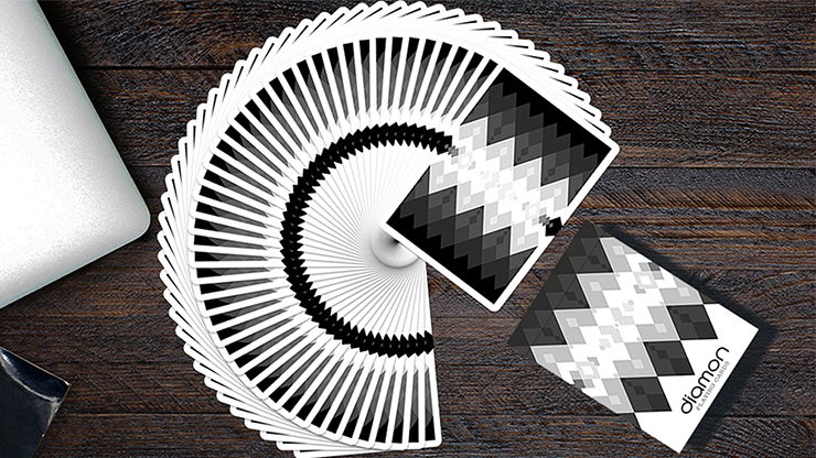 Diamon Playing Cards N° 10 Black and White