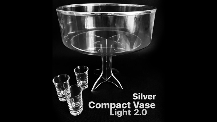 Compact Vase Light SILVER - Victor Voitko