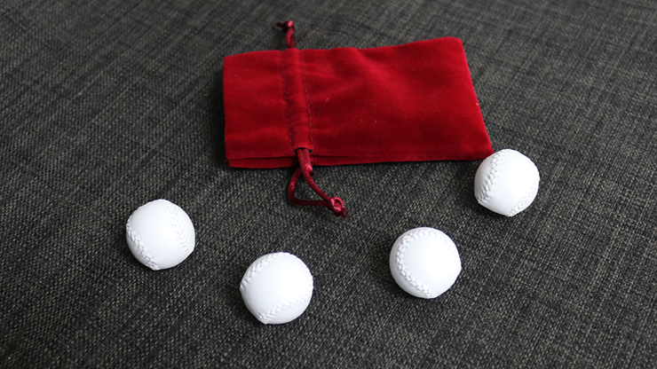 Set of 4 Leather Balls for Cups and Balls (White and White) - Leo Smetsers