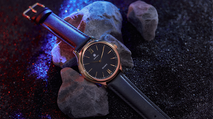 IARVEL WATCH (Gold Watchcase Black Dial) - Iarvel Magic and Bluether Magic