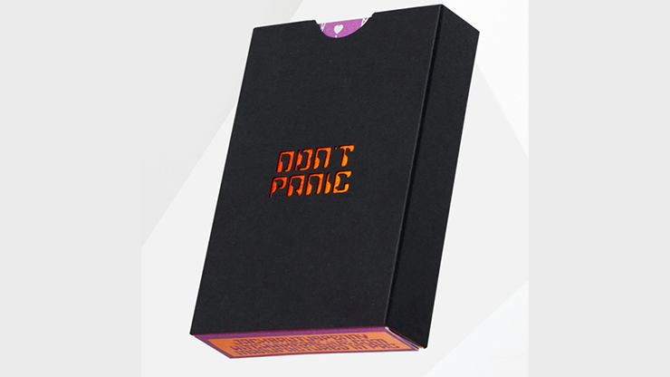 The Hitchhiker's Guide to The Galaxy The Infinite Improbability Deck (Don't Panic Purple)