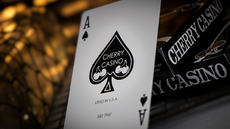Carti de joc Limited Edition Cherry Casino (Monte Carlo Black and Gold) Numbered Seals