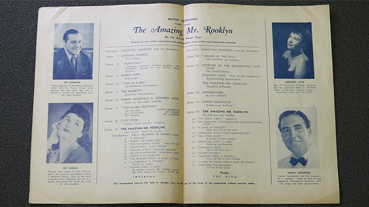 Mr. Rooklyn Souvenir Book (Rare/OOP)... MagicWorld Magic Shop