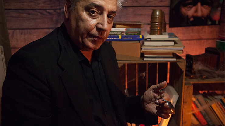 Anthony Blake by Grupokaps Productions... MagicWorld Magic Shop