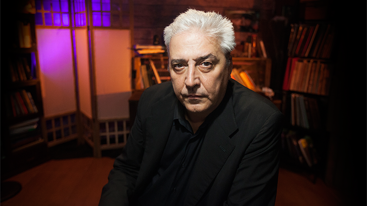 Anthony Blake by Grupokaps Productions... MagicWorld Magic Shop