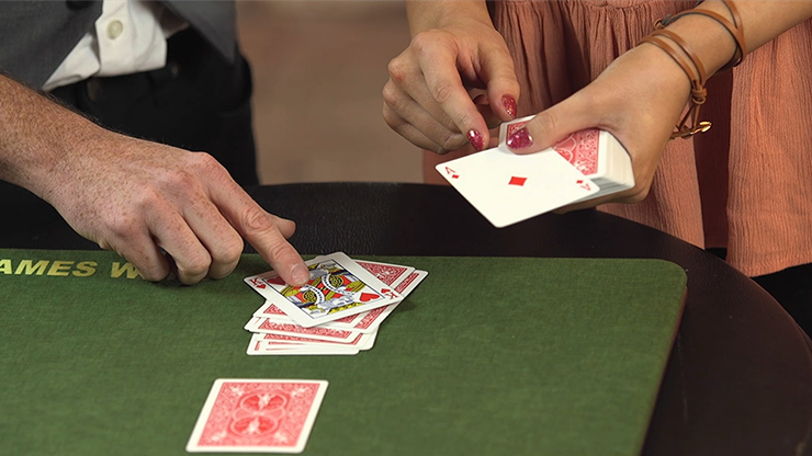 iCaan Red (Gimmicks and Online... MagicWorld Magic Shop