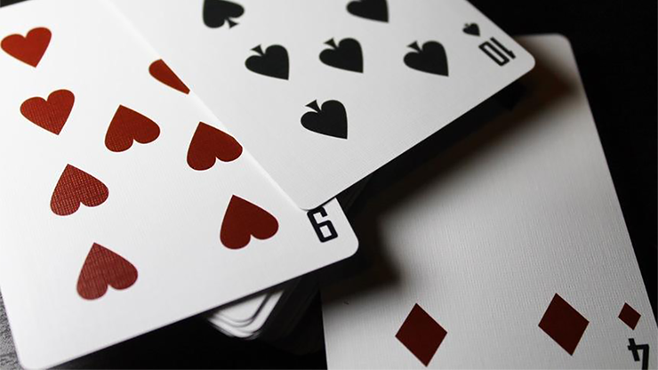 LUXX® Greille (Silver/Navy) Playing... MagicWorld Magic Shop