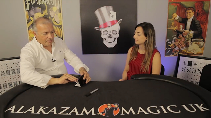 The Stealth Case (Gimmicks and... MagicWorld Magic Shop