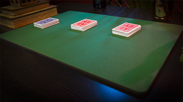 Deluxe Close-Up Pad 16X23 (Green)... MagicWorld Magic Shop