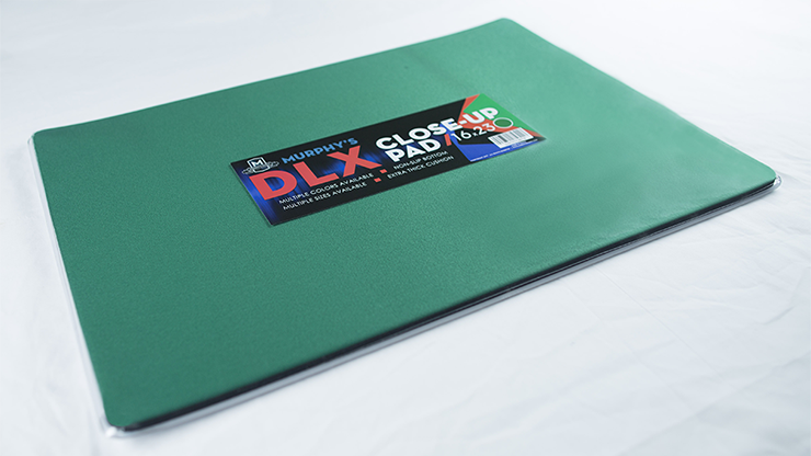 Deluxe Close-Up Pad 16X23 (Green)... MagicWorld Magic Shop