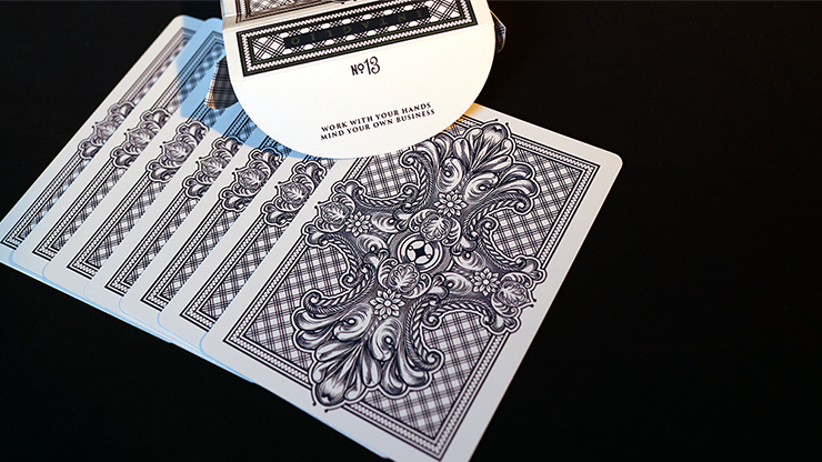 Intaglio Blue Playing Cards by... MagicWorld Magic Shop