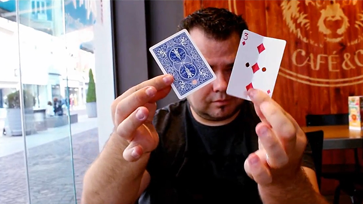 CRAZY HOLE Blue (Gimmick and Online... MagicWorld Magic Shop