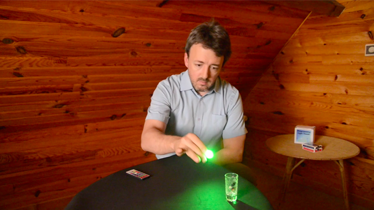 The Programable Light Thumb (Gimmicks... MagicWorld Magic Shop