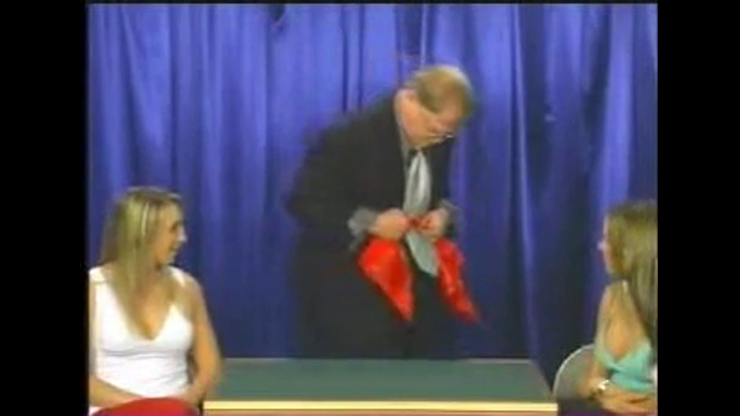 World's Greatest Magic: Slydini's Knotted Silks Magic - DVD